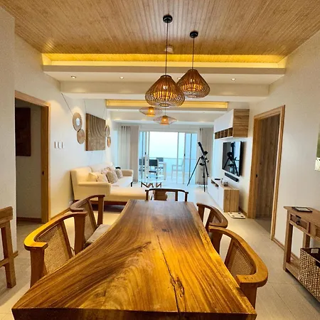 2 Bedroom Lime Penthouse, Tagaytay Highlands